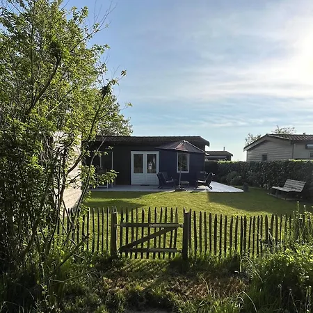 Knus Familiehuisje Nabij Bergen En Schoorl Warmenhuizen Exterior foto